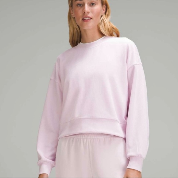 Lululemon Perfectly Cropped Softstreme Crew - Picture 1 of 5